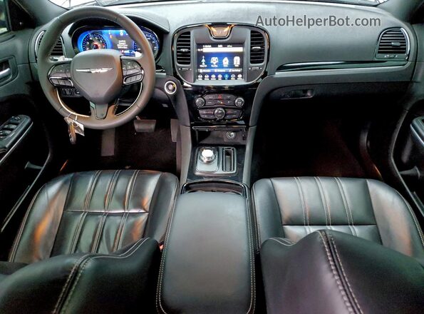 2C3CCABG7PH637241 2023 CHRYSLER 300 Серый Вид панели приборов