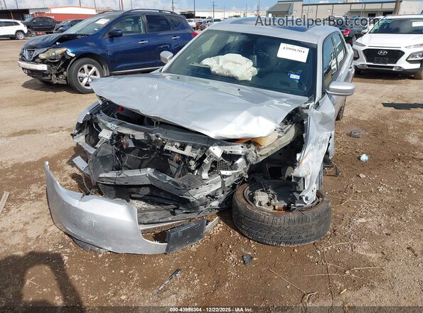 2C3CCABG9PH637144 2023 CHRYSLER 300 Silver წინა ხედი