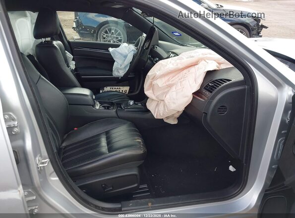 2C3CCABG9PH637144 2023 CHRYSLER 300 Silver წინა სალონის ხედი