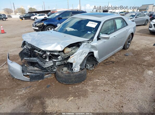 2C3CCABG9PH637144 2023 CHRYSLER 300 Silver წინა მარცხენა ხედი სამი მეოთხედიდან