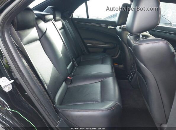 2C3CCAGG1JH182418 2018 CHRYSLER 300 Black Вид наклейки з VIN-кодом