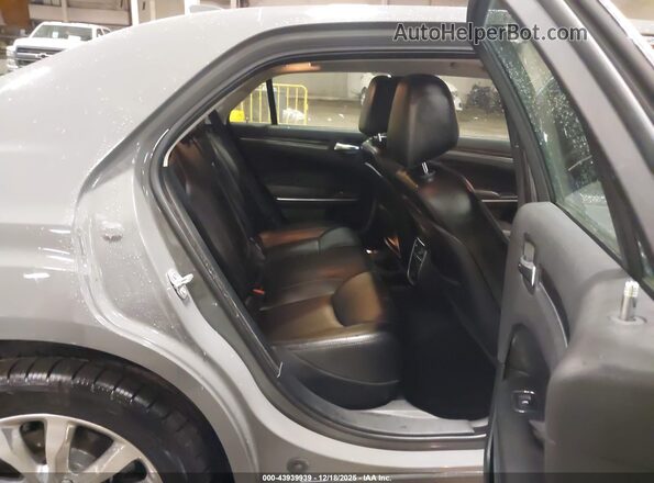 2C3CCARG8KH524137 2019 CHRYSLER 300 Gray Widok naklejki z numerem VIN