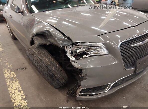 2C3CCARG8KH524137 2019 CHRYSLER 300 Gray Widok z przodu