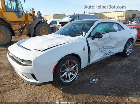 2C3CDBDK9RR206224 2024 DODGE CHARGER White Przód lewy