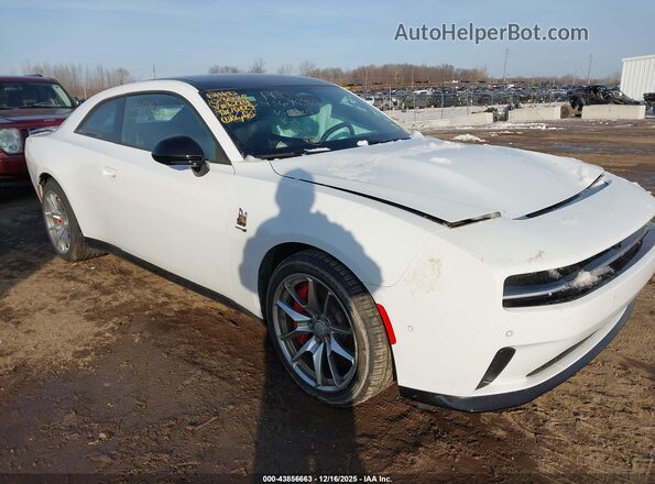 2C3CDBDK9RR206224 2024 DODGE CHARGER White Widok wnętrza z tyłu