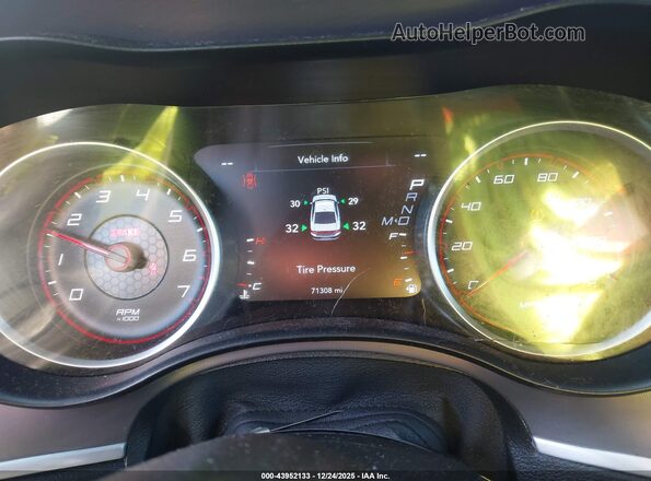 2C3CDXBG0NH207824 2022 DODGE CHARGER Серебряный Вид задних сидений