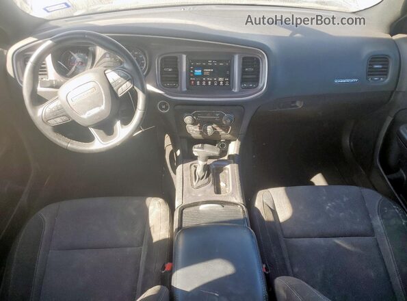 2C3CDXBGXNH157773 2022 DODGE CHARGER Silver Vista del salpicadero
