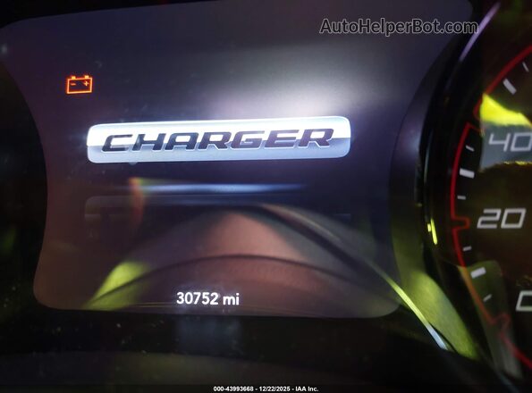 2C3CDXCT3NH256074 2022 DODGE CHARGER Красный Вид задних сидений