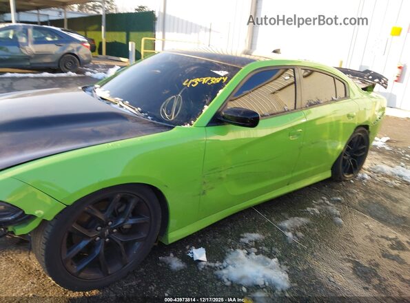 2C3CDXCT6PH505566 2023 DODGE CHARGER Green Widok wnętrza 360 stopni