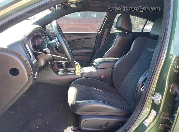2C3CDXGJ7PH584397 2023 DODGE CHARGER Green Вид салону спереду