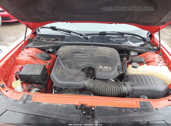 2C3CDZAG0KH532112 2019 DODGE CHALLENGER Оранжевый Вид сзади
