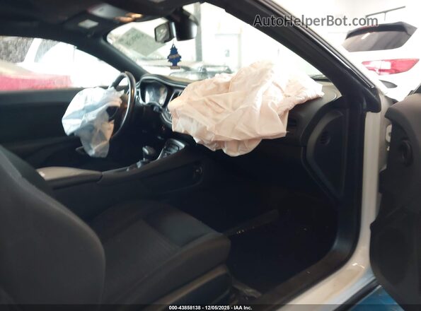 2C3CDZAG3LH149279 2020 DODGE CHALLENGER White Vista interior delantera
