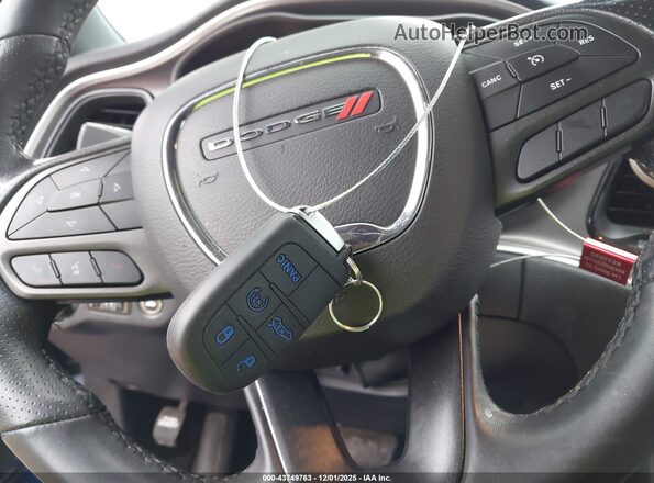 2C3CDZAG7NH151636 2022 DODGE CHALLENGER Blue Dashboard view