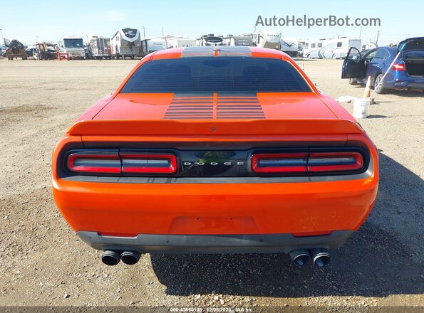 2C3CDZAG8HH558255 2017 DODGE CHALLENGER Orange 
