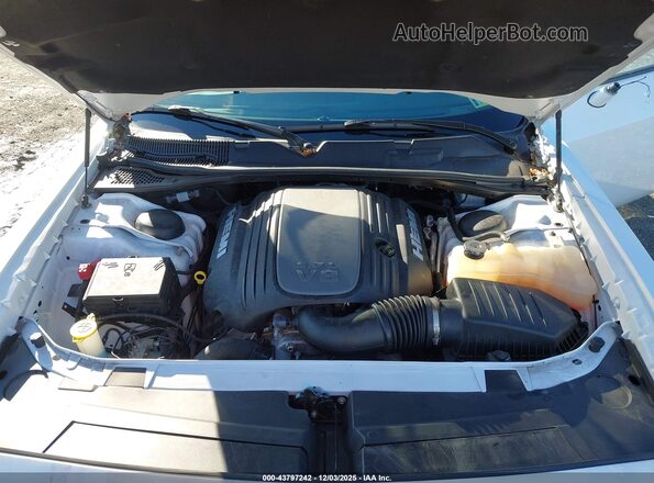 2C3CDZBT6NH249813 2022 DODGE CHALLENGER White Հետևի տեսք