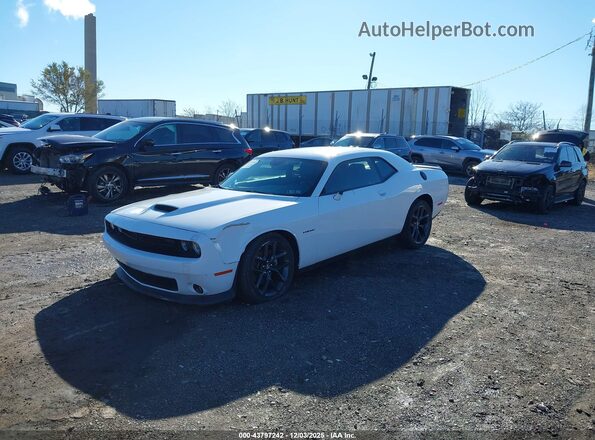 2C3CDZBT6NH249813 2022 DODGE CHALLENGER White Առջևի ձախ երեք քառորդ տեսարան