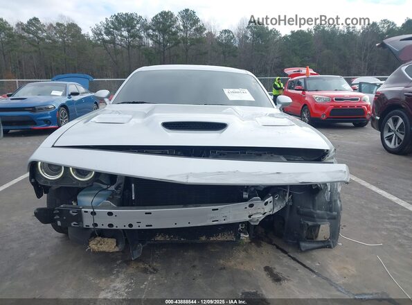 2C3CDZFJ1PH566409 2023 DODGE CHALLENGER Silver Սալոնի հետևի տեսք