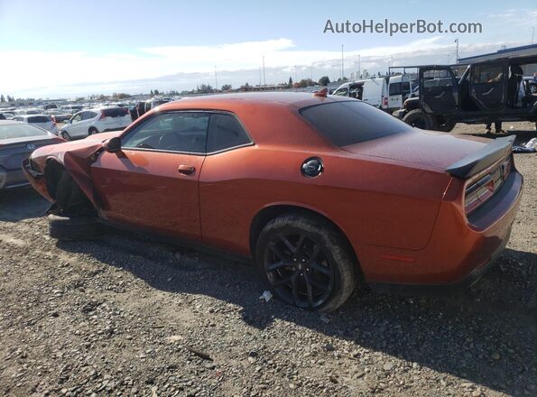 2C3CDZJG8LH236014 2020 DODGE CHALLENGER Orange Trasero izquierdo