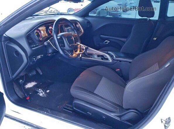 2C3CDZKG4NH207594 2022 DODGE CHALLENGER White წინა სალონის ხედი