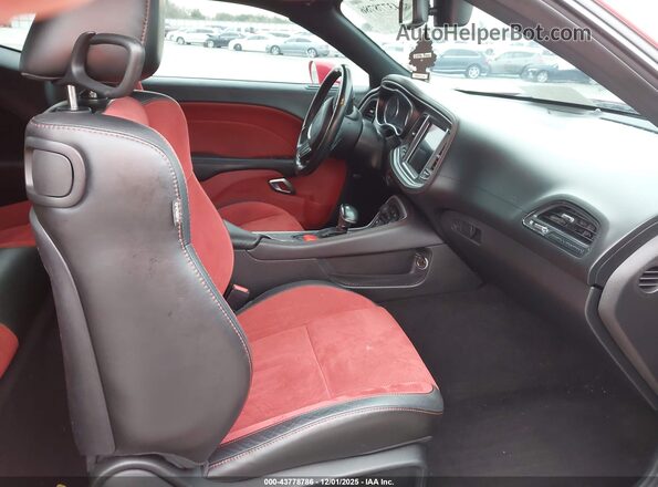 2C3CDZKG8LH124960 2020 DODGE CHALLENGER Red წინა სალონის ხედი