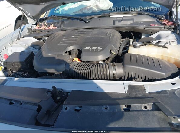 2C3CDZKGXLH207113 2020 DODGE CHALLENGER Gray Widok z tyłu