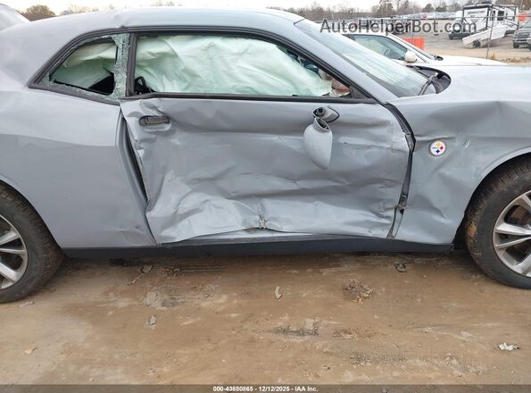 2C3CDZKGXLH207113 2020 DODGE CHALLENGER Gray Widok z przodu