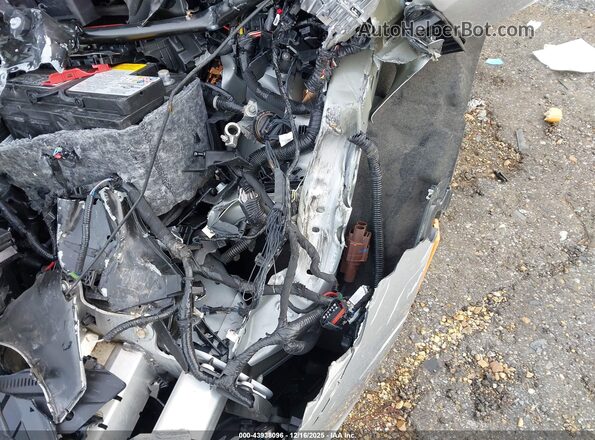 2C4RC1BG4RR171948 2024 CHRYSLER PACIFICA Silver 