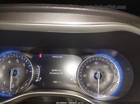 2C4RC1BG7PR505208 2023 CHRYSLER PACIFICA Черный Вид задних сидений