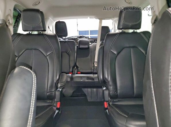 2C4RC1BG8RR145174 2024 CHRYSLER PACIFICA Черный Вид задних сидений
