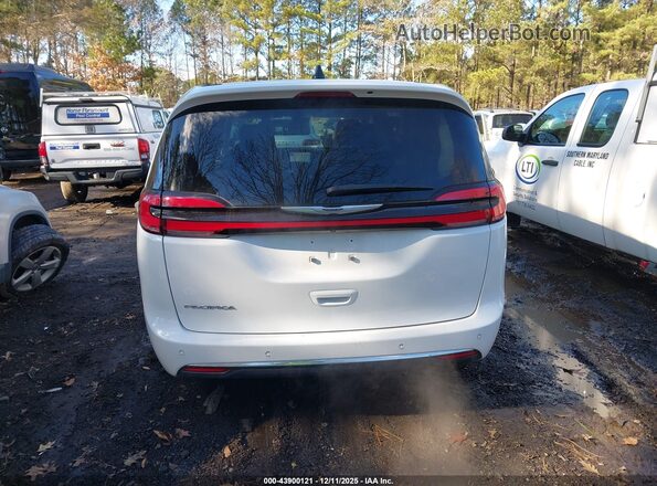 2C4RC1BG8RR149788 2024 CHRYSLER PACIFICA White 