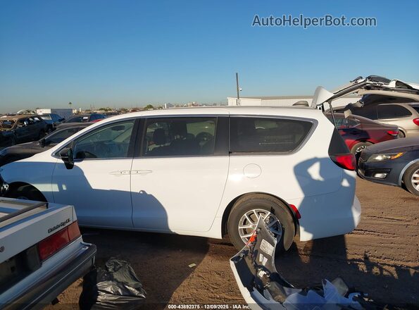 2C4RC1CG0RR121191 2024 CHRYSLER VOYAGER White 