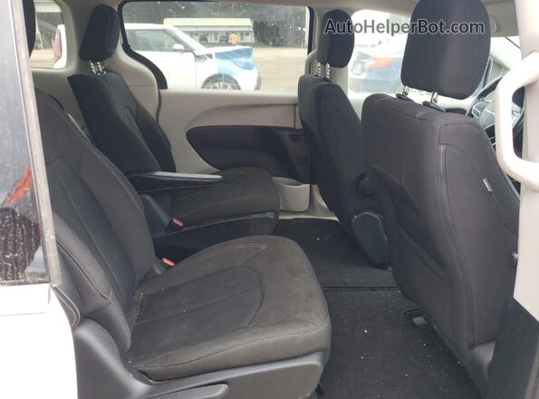 2C4RC1CG1MR559078 2021 CHRYSLER VOYAGER Белый 