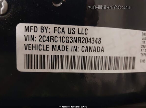 2C4RC1CG3NR204348 2022 CHRYSLER VOYAGER Black ძრავის განყოფილების ხედი