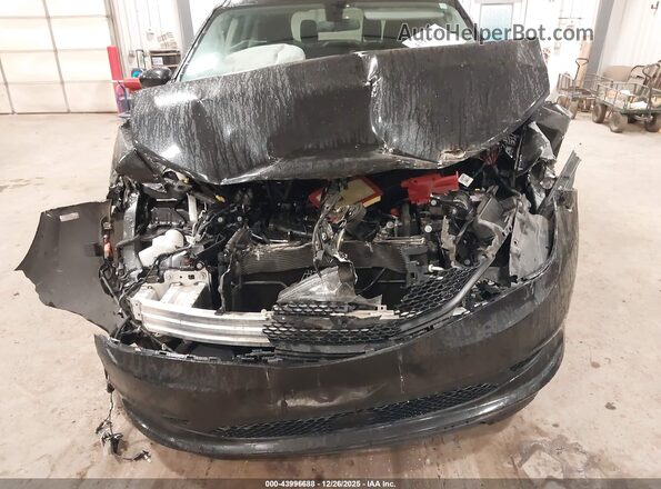 2C4RC1CG3NR204348 2022 CHRYSLER VOYAGER Black წინა ხედი