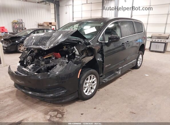 2C4RC1CG3NR204348 2022 CHRYSLER VOYAGER Black წინა მარცხენა ხედი სამი მეოთხედიდან