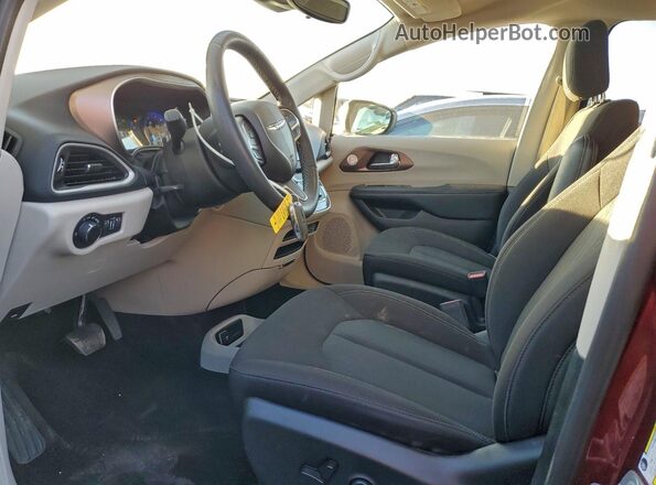 2C4RC1CG3PR557353 2023 CHRYSLER VOYAGER Красный Вид салона спереди
