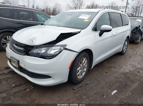 2C4RC1CG3PR621682 2023 CHRYSLER VOYAGER White Przód lewy
