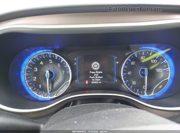 2C4RC1CG3PR621682 2023 CHRYSLER VOYAGER White Widok tylnych siedzeń