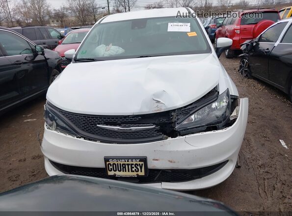 2C4RC1CG3PR621682 2023 CHRYSLER VOYAGER White Widok deski rozdzielczej