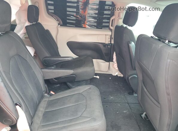2C4RC1CG4NR223779 2022 CHRYSLER VOYAGER Gray Vista interior trasera
