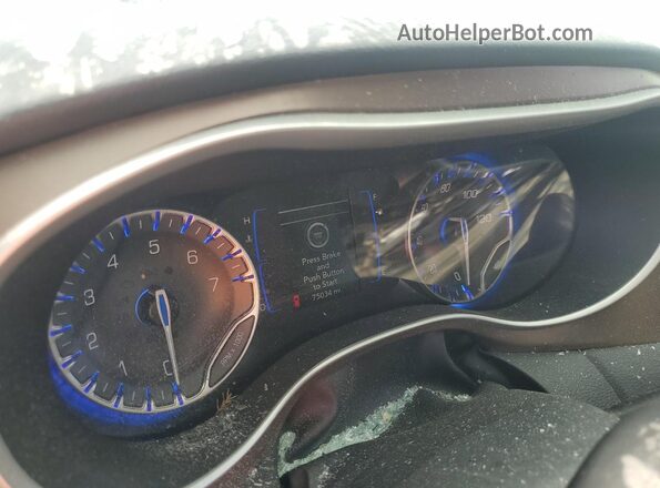 2C4RC1CG5NR229722 2022 CHRYSLER VOYAGER Silver ხელსაწყოთა პანელის ხედი