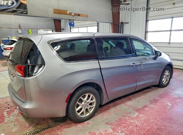 2C4RC1CG6JR133284 2018 CHRYSLER PACIFICA Silver Задня права чверть