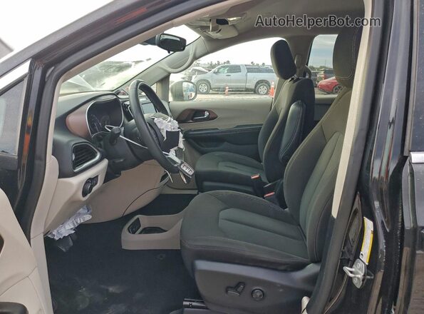 2C4RC1CG6PR525514 2023 CHRYSLER VOYAGER Black Front interior view