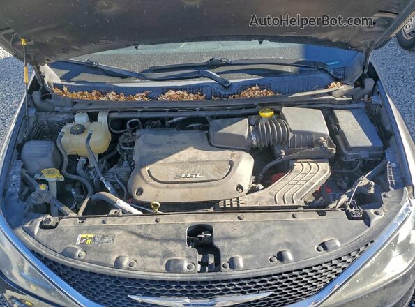 2C4RC1CG7HR522008 2017 CHRYSLER PACIFICA Charcoal Widok komory silnika