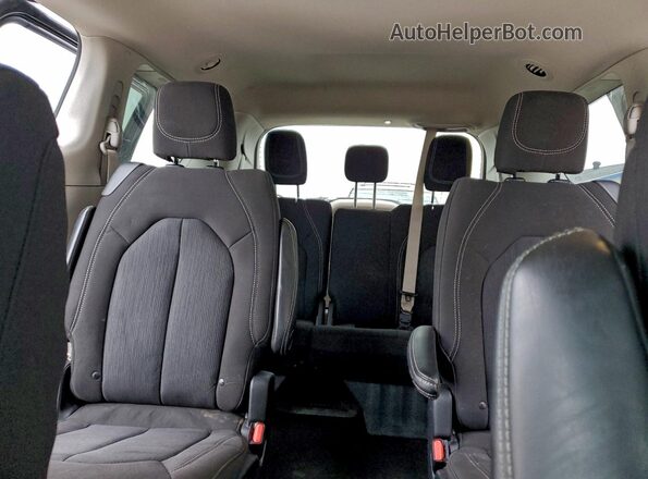 2C4RC1CG7PR602732 2023 CHRYSLER VOYAGER Gray Вид задніх сидінь