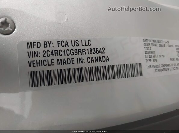 2C4RC1CG9RR183642 2024 CHRYSLER VOYAGER Silver Widok tylnych siedzeń