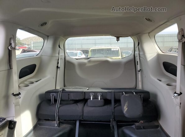 2C4RC1CGXNR134122 2022 CHRYSLER VOYAGER White Vista de los asientos traseros