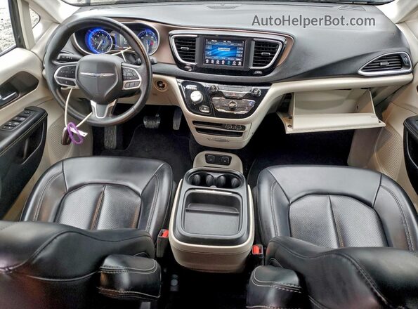 2C4RC1DG5MR534229 2021 CHRYSLER VOYAGER Черный Вид панели приборов