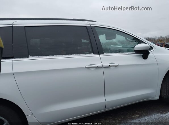 2C4RC1DG8MR506490 2021 CHRYSLER VOYAGER White 