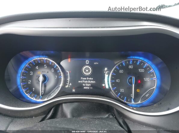 2C4RC1EG0LR258202 2020 CHRYSLER PACIFICA Бежевый Вид задних сидений